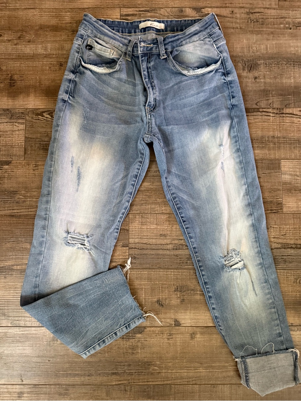 KanCan Light Blue Distressed Cropped Jeans